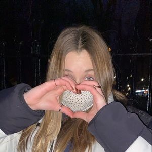 Meet your Posher, Zoe